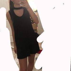 super cute little black dress